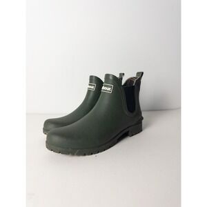 Barbour Chelsea Rain Boots Womens Green with logo.
